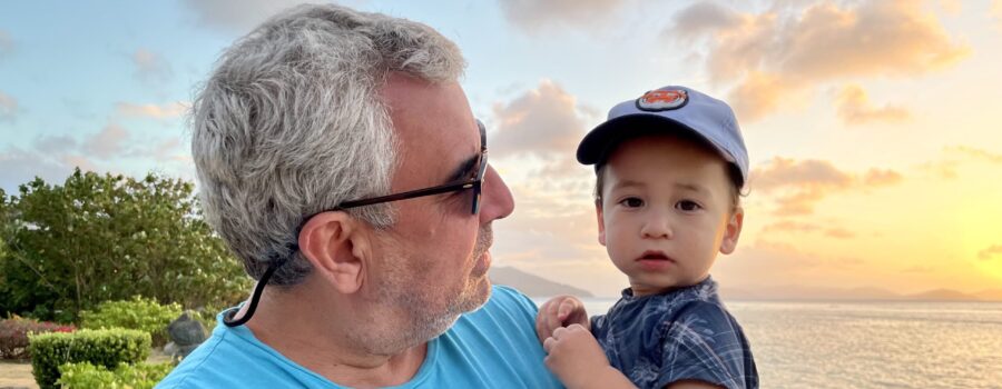Tu Casa / Mi Casa: Padre, abuelo y mecenas del arte
